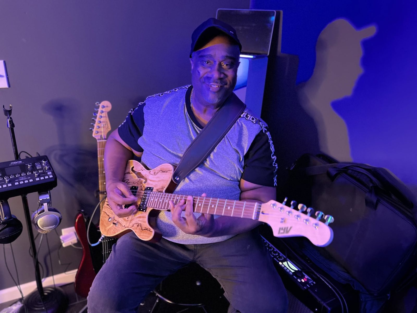 Six strings, one message