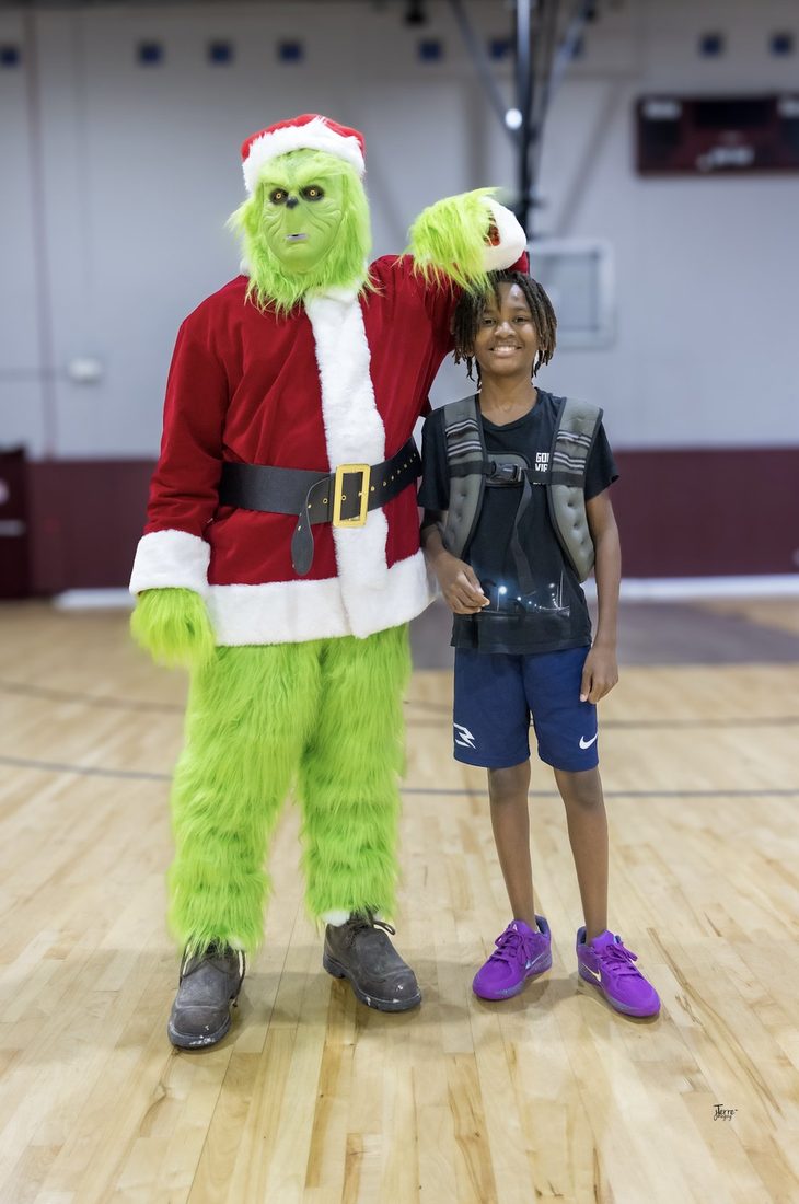 Holiday hoops - a Grinch-approved handshake